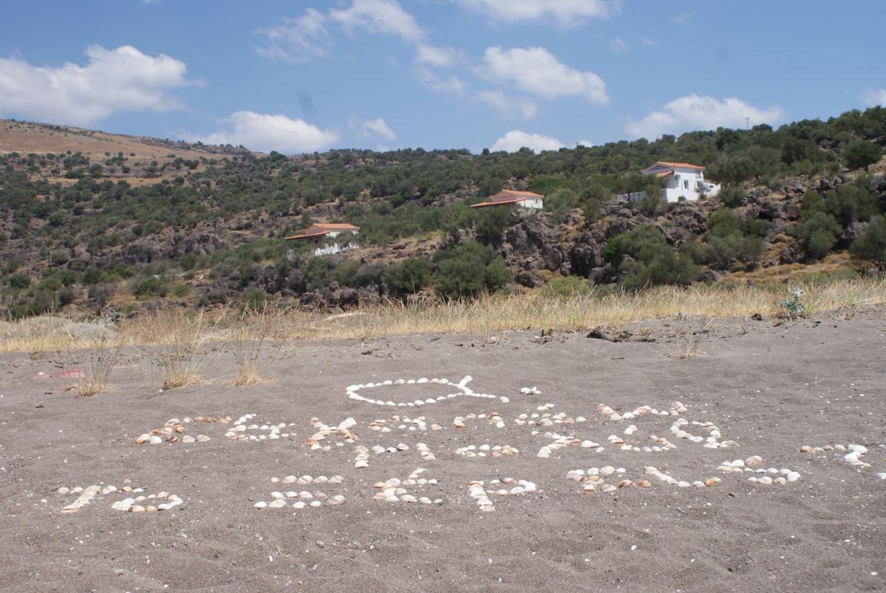 "Koukmos Beach" Greenspace Living - Private Sandy Beach Parakoila Екстер'єр фото